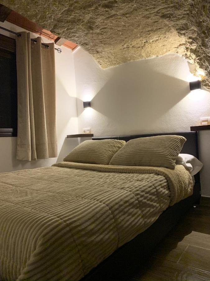 Apartamentos3Cuevas Setenil De Las Bodegas Dış mekan fotoğraf