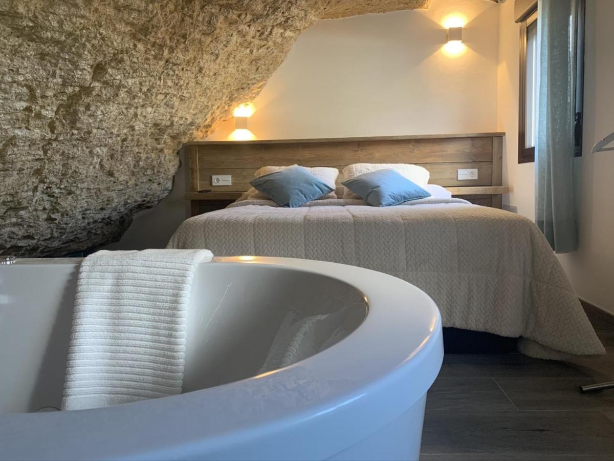 Apartamentos3Cuevas Setenil De Las Bodegas Dış mekan fotoğraf