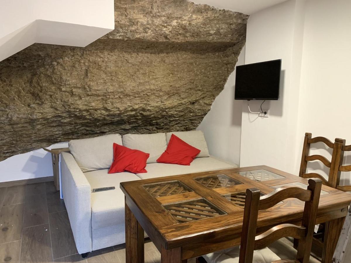 Apartamentos3Cuevas Setenil De Las Bodegas Dış mekan fotoğraf